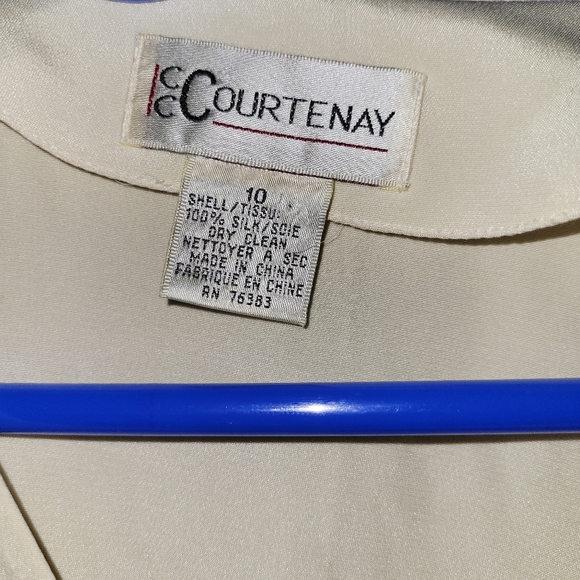 Vintage silk blouse - Picture 2 of 3